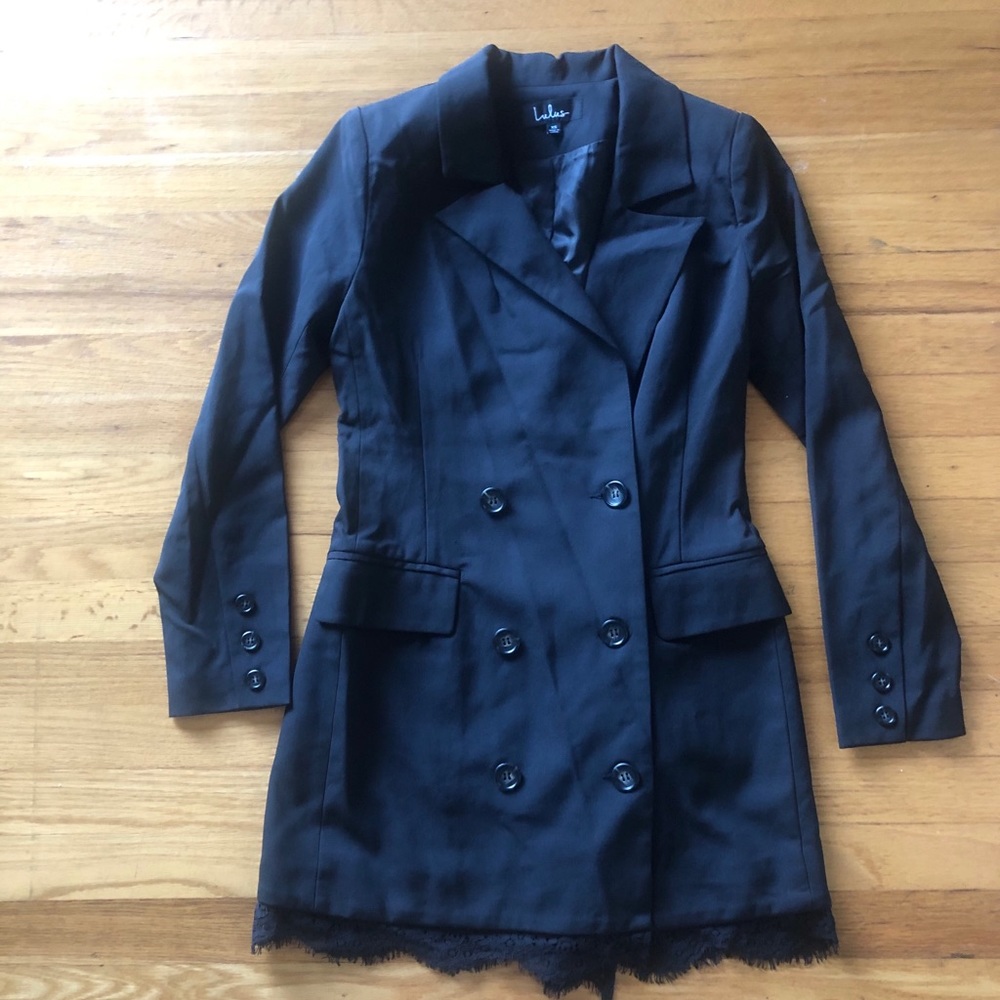 LULU’S BLAZER DRESS; XS/S